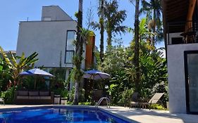 Pousada Armação de Camburi